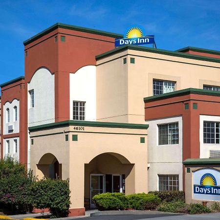 Days Inn By Wyndham Фремонт Екстер'єр фото